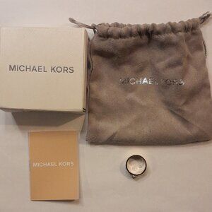NEW Michael Kors Crystal & Goldtone Pave Logo Ring size 7